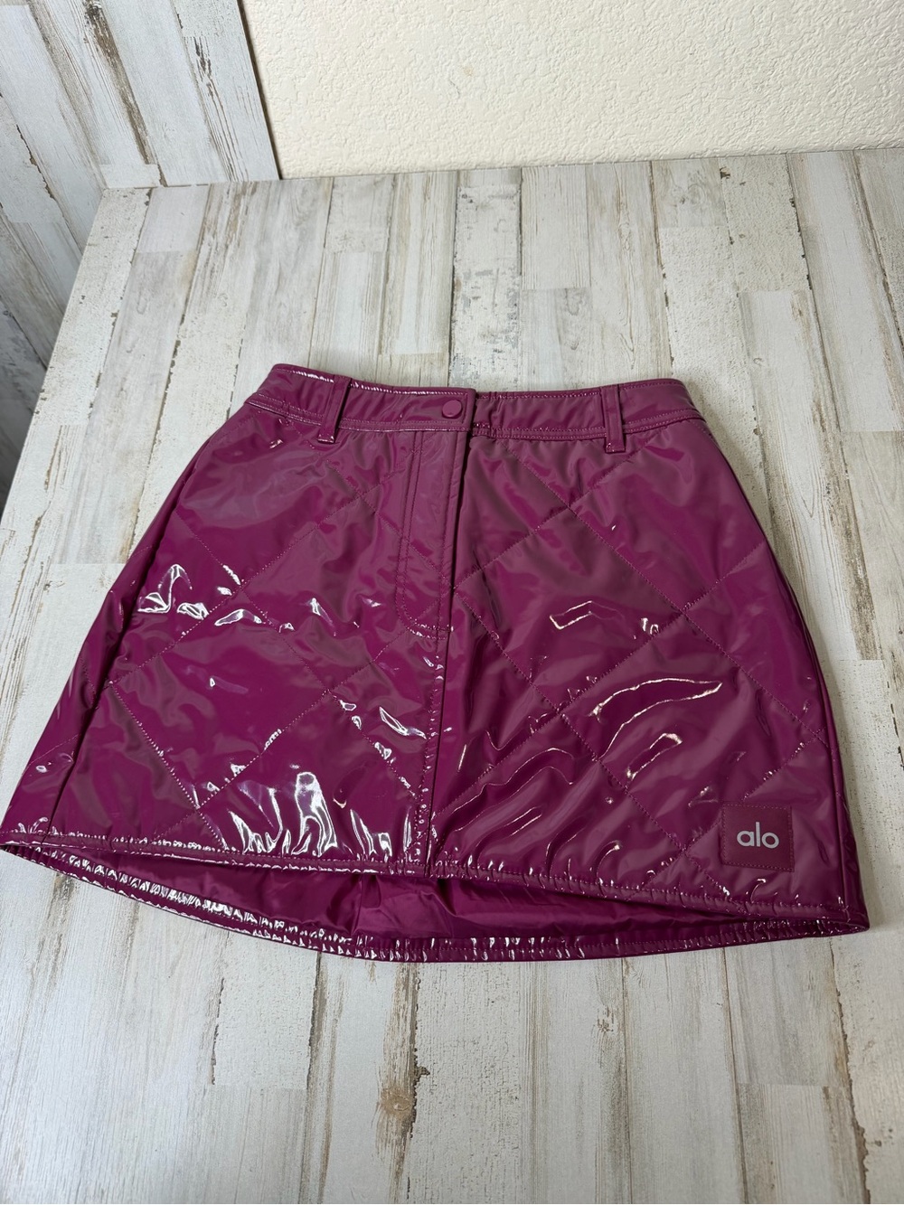ALO Yoga Sonomoto Puffer mini Skirt